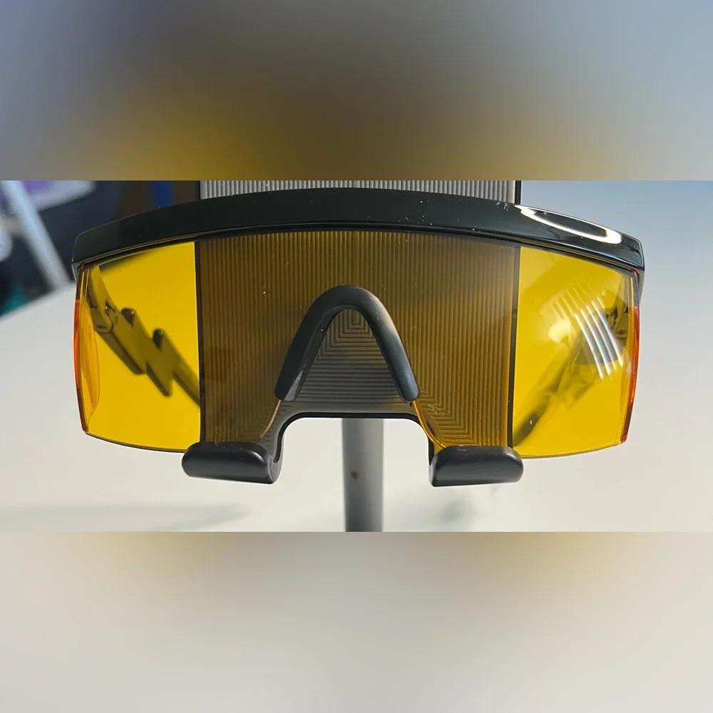 NWOT Yellow Visor Sunglasses
